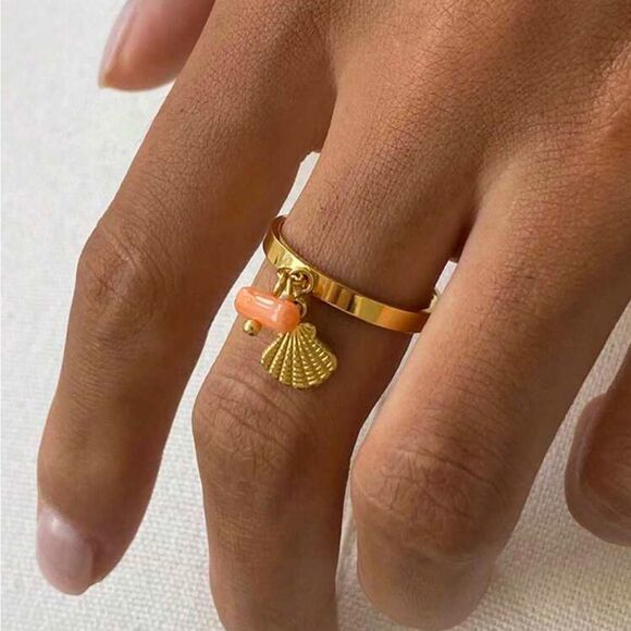 Shell Charm Ring #1569 - Picture 1 of 6